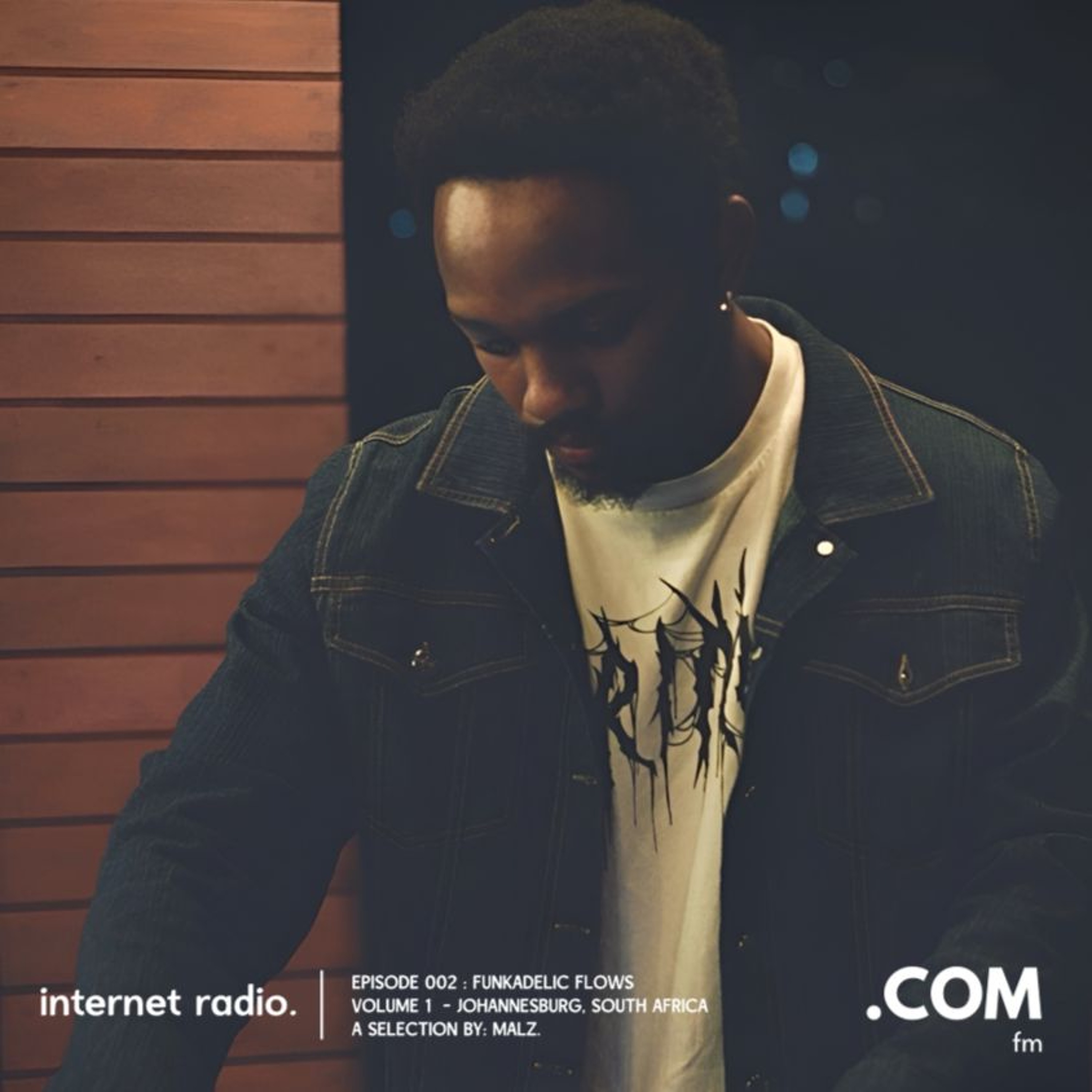 dotcomFM