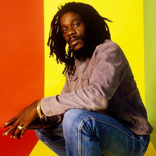 Listen to TRIBUTE TO DENNIS BROWN (LIVE) DANCE circa 2007 (STRICTLY VINYL)  by Black Chariot Int'l in Chariot playlist online for free on SoundCloud