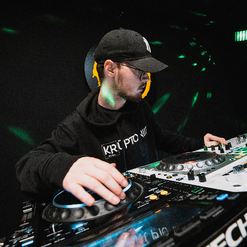 KRÜPTONIIT X DROPZONE RECORDINGS