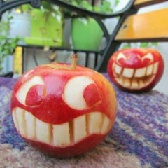 flexxallthetime 🍎 @mara #tearyourheart