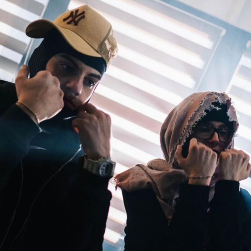 Ridendo Nella Banca (Sped Up)