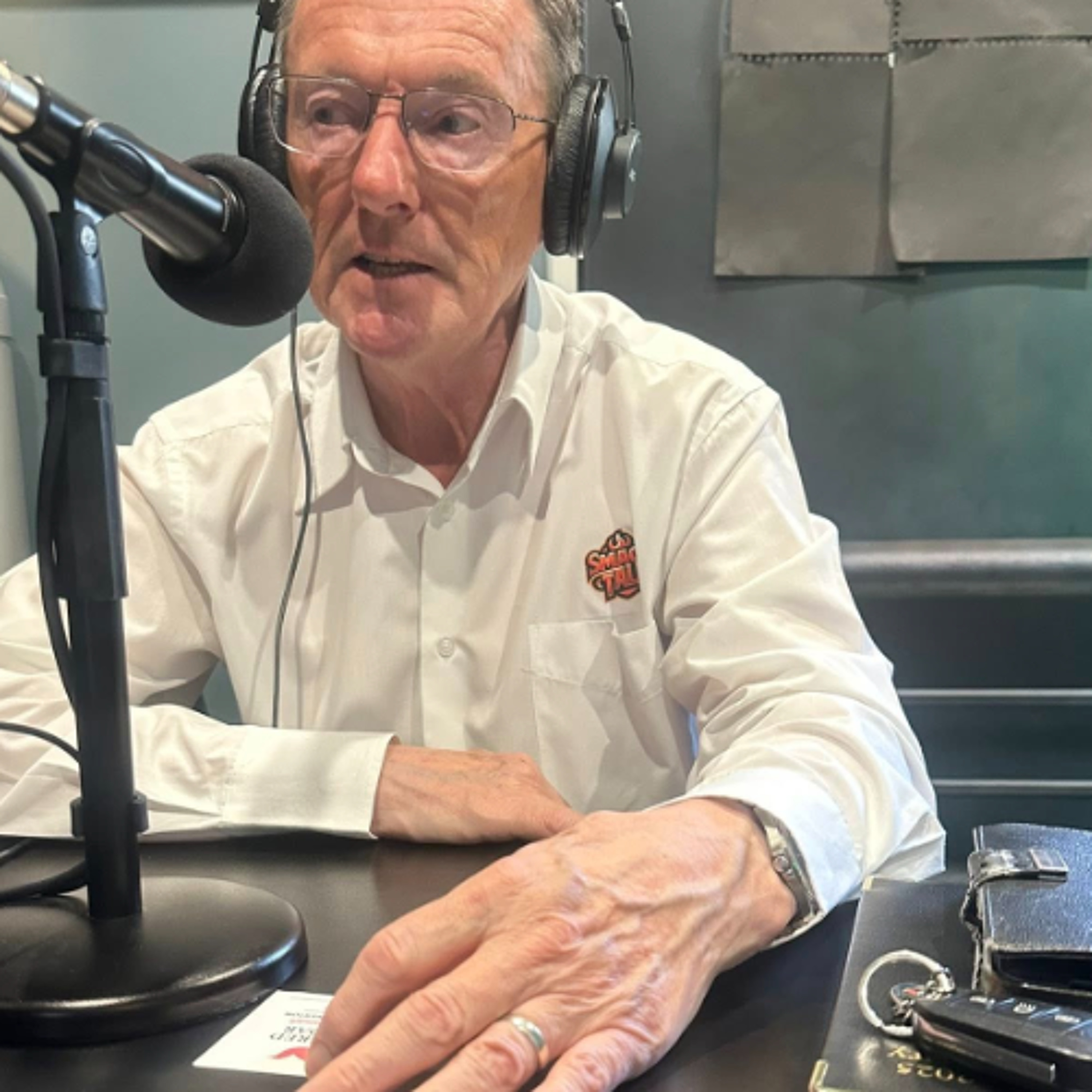 Episode #47 Inspired to Soar with Hanna with guest Wayne Holdsworth, founder of SmackTalk episode artwork