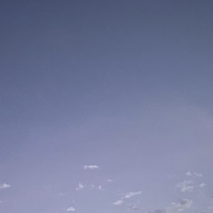 ( ما يبكيك ياقلبي .. أليس الحزن قد زالاَ؟ )