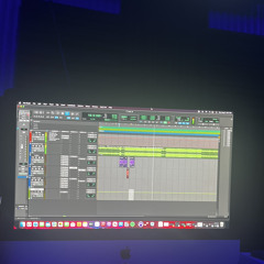 SLOW DANCIN Sasha king