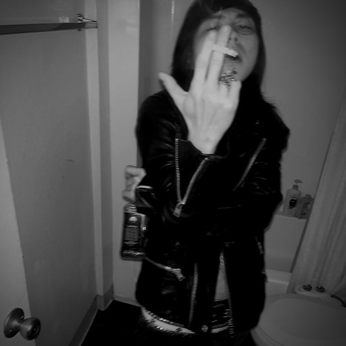 LIL YU IS AN ASSHOLE