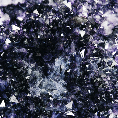 AM025D - Mari Mattham - Purple
