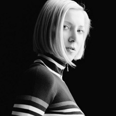 01-i_love_techno_2007_-_ellen_allien_live-sat-11-10-2007-talion