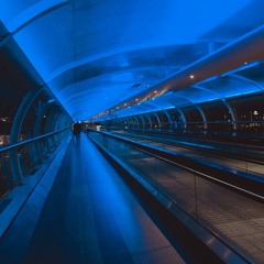 HND Airport 22:54