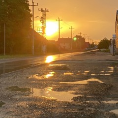 Sun shine when it rains💯💐