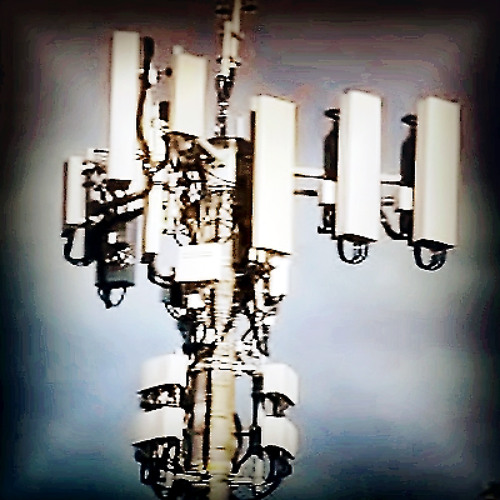 Lad to pHz [PoLySoUnD] - Propagation spatial V33 (180bpm)