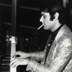 Ferdi Özbeğen  Firuze 1983