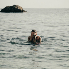 JC Reyes, Alba Moreno -  DA LA LUZ