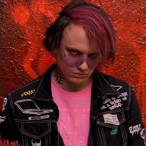 Эмо хардкор (feat. ФРИК ПАТИ)