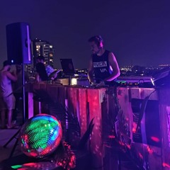 Rec_rooftop_set_220701