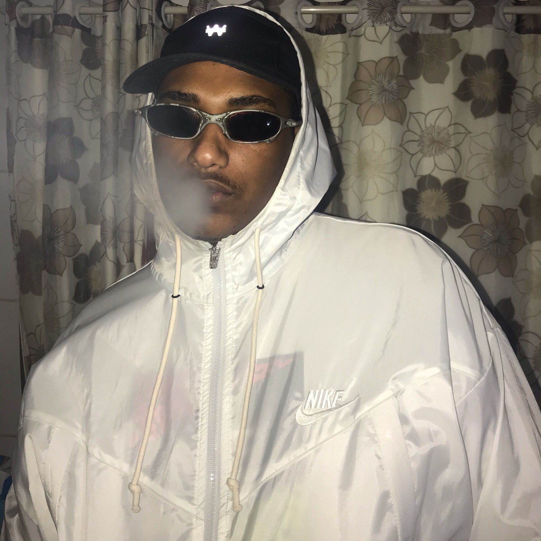 Leall – Quarto De Despejo