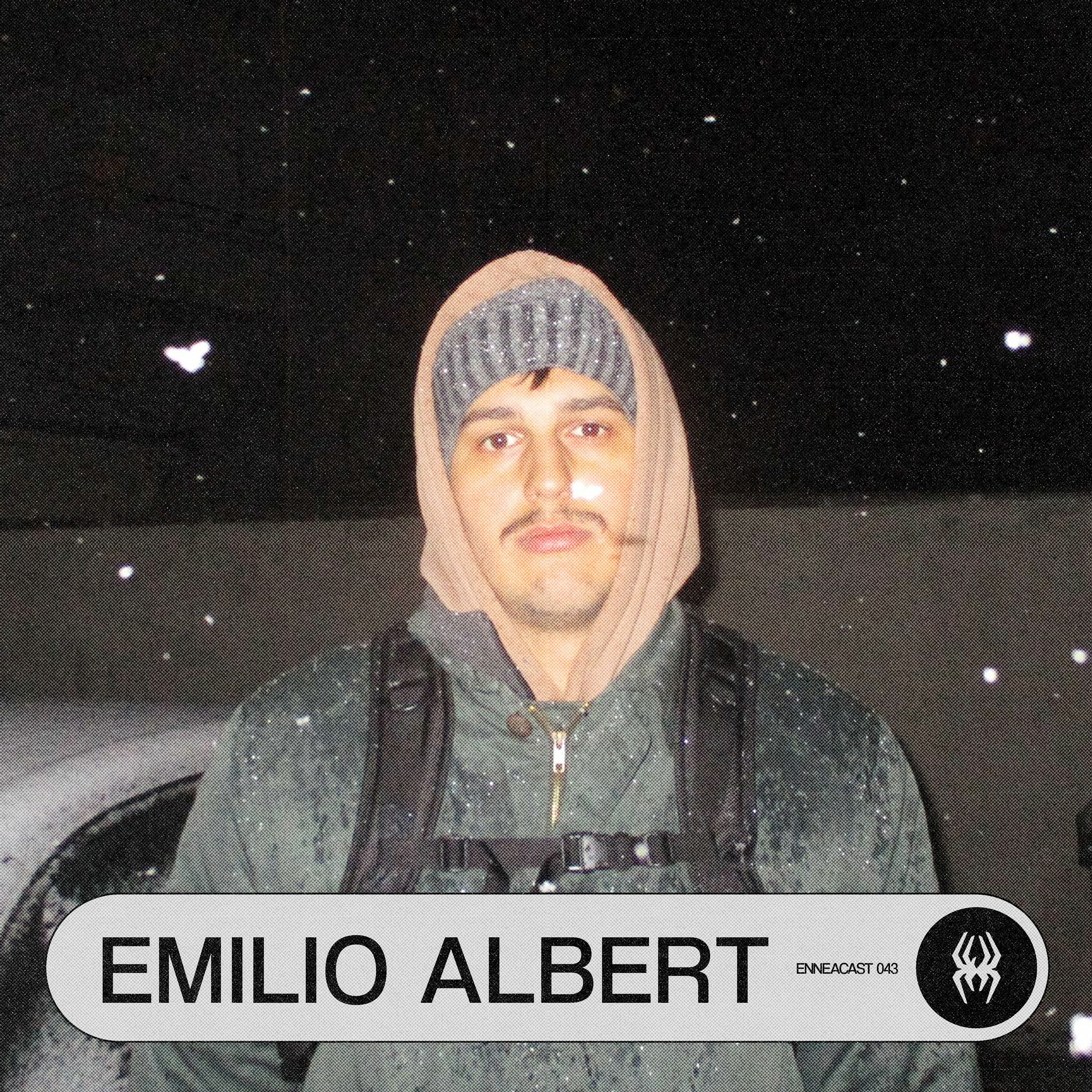 Enneatrax