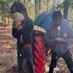 by da 2 ft balenciauto (PluggYXG)