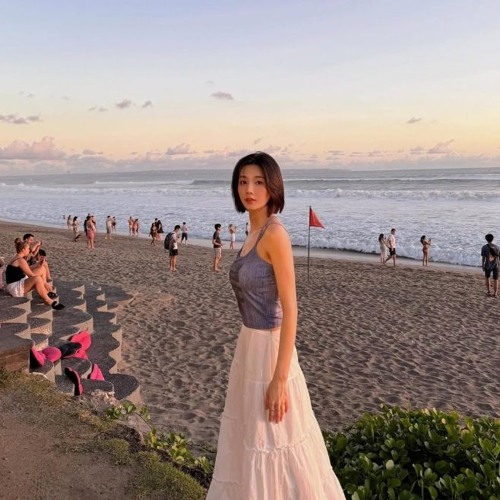 Đổi Tình Đổi Áo Đổi Anh (Thazh x Đông Remix) -  Em Đặt Anh Vào Cảm Xúc Đau Lòng Remix