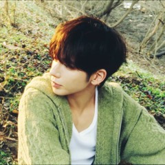 TXT 'Dreamer' acoustic + intro