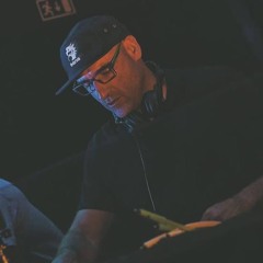 MAGILLIAN exclusive Tech House Mix for Code2Records