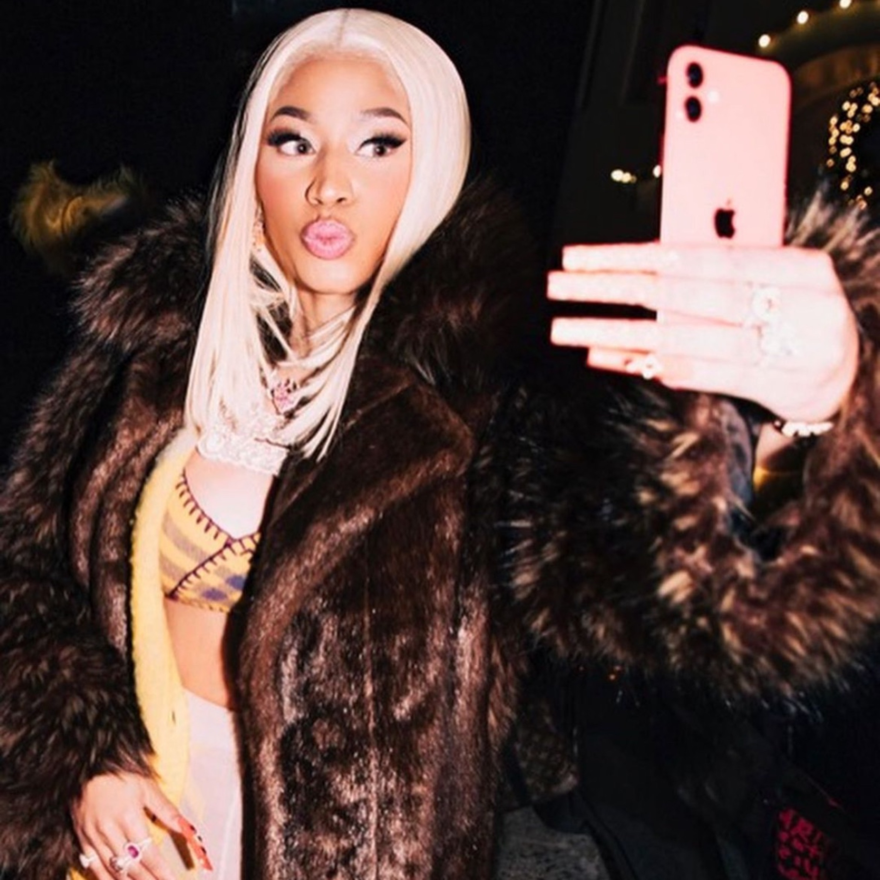 Nicki Minaj - Big Difference Remix (Latto - Put It On Da Floor Again Ft. Cardi B) episode artwork
