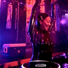 Czboogie Live at Horse Meat Disco Party (the warm up and the build up)