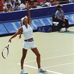 BIA Tennis Hyttetor