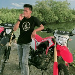 DJ BREAKBEAT ANTARA NYAMAN DAN CINTA TERBARU FULL BASS • Spesial Req By•AanDicky87