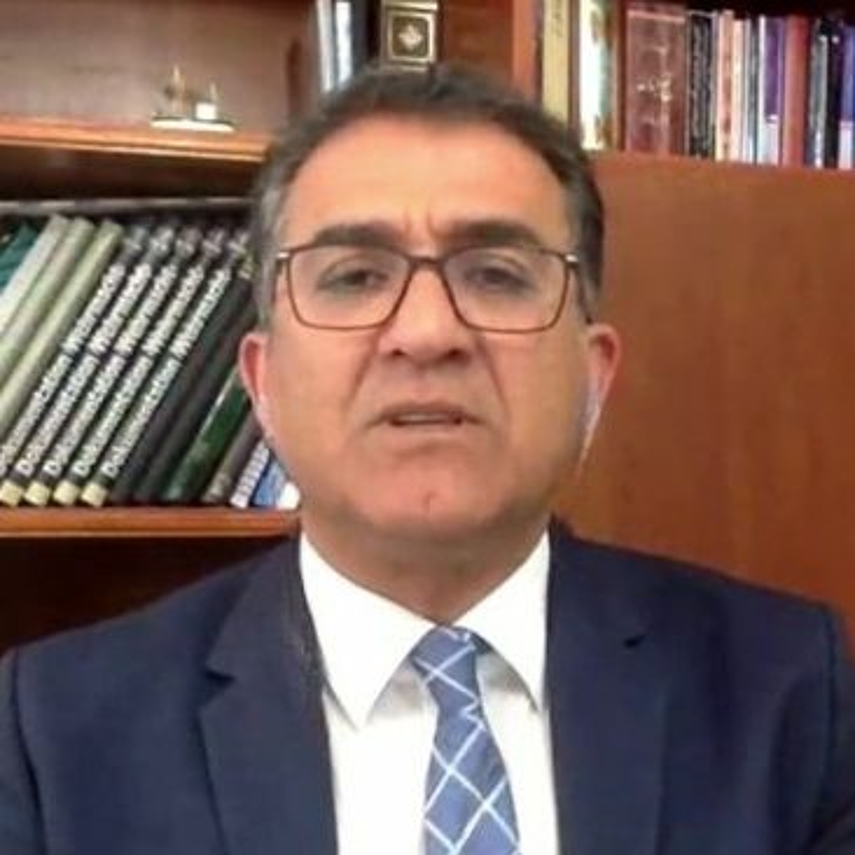 آیا سرنگون کنندگان حکومت شاه، باید معذرت بخواهند؟