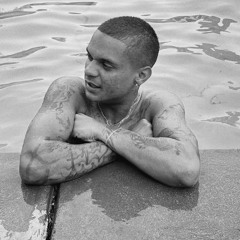 in the snow - mr bag