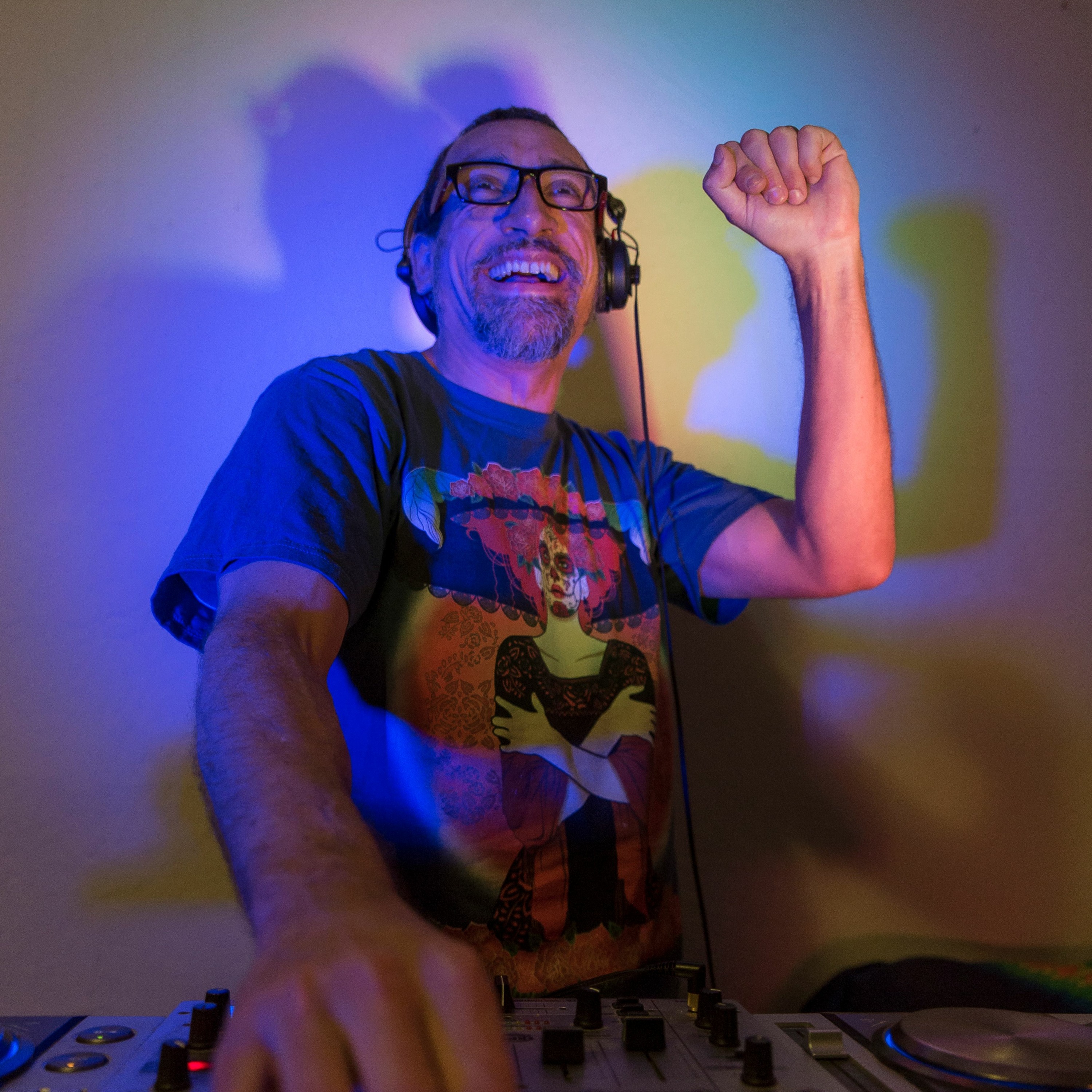 Monday Madness House Radio 223 Move My Body Vs Move Your Body.WAV episode artwork