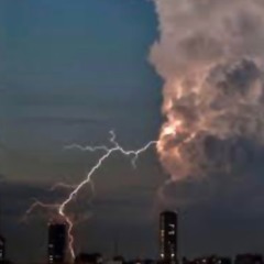 雷雲-カミナリグモ (Thundercloud)