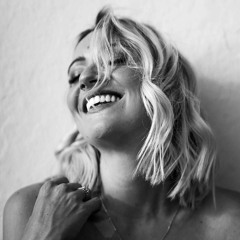 Kellie Allen Radio Show on Ibiza Global Radio 038