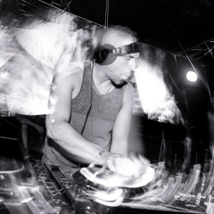 DnB 25.12 - Artilect