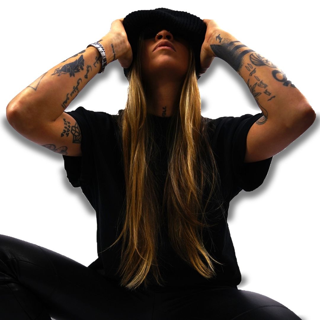 Izzy Trixx Session #1 (Set From Oushe Ibiza)