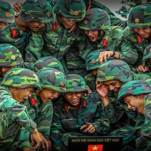 Stream VIẾT TIẾP CÂU CHUYỆN HOÀ BÌNH - ĐỨC TƯ REMIX x NGUYỄN DUYÊN ...