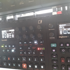 Syntakt Digitone 2 Techno