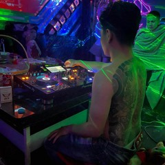 TIẾU NGẠO GIANG HỒ - TIVUA