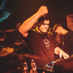 Vinyl mix by Mantraa.  ►1