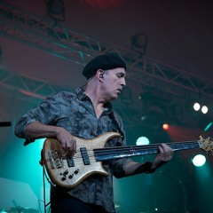 Ric Fierabracci Bass
