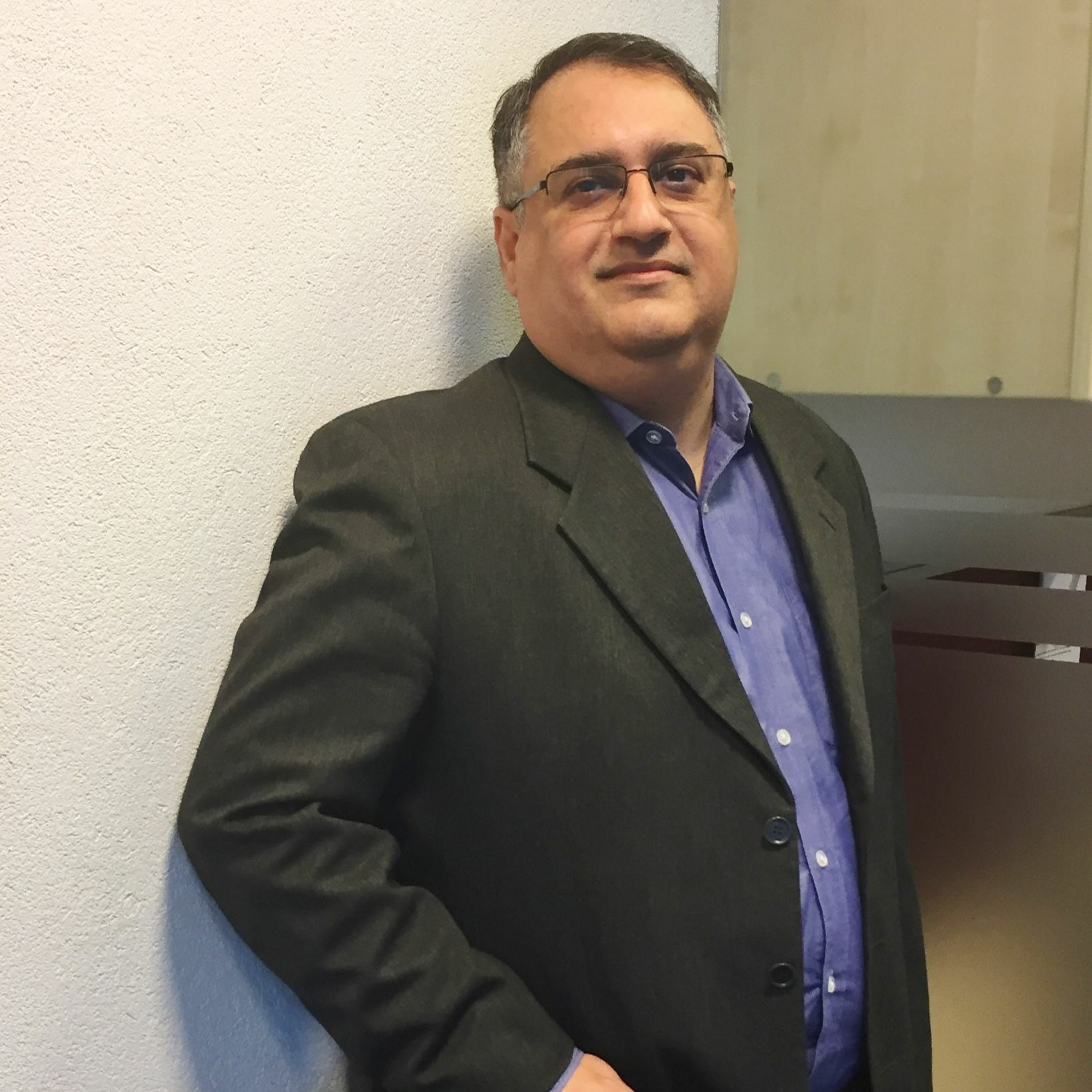 Business Podcast with Mr. Vineet Trakroo episode artwork
