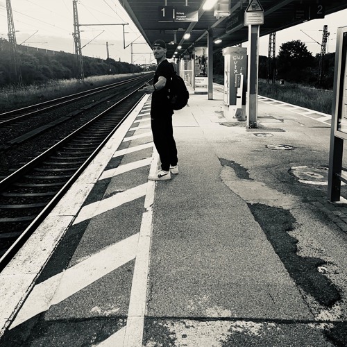 HARDTECHNO & SCHRANZ
