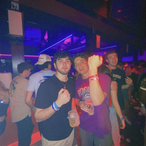 🫳