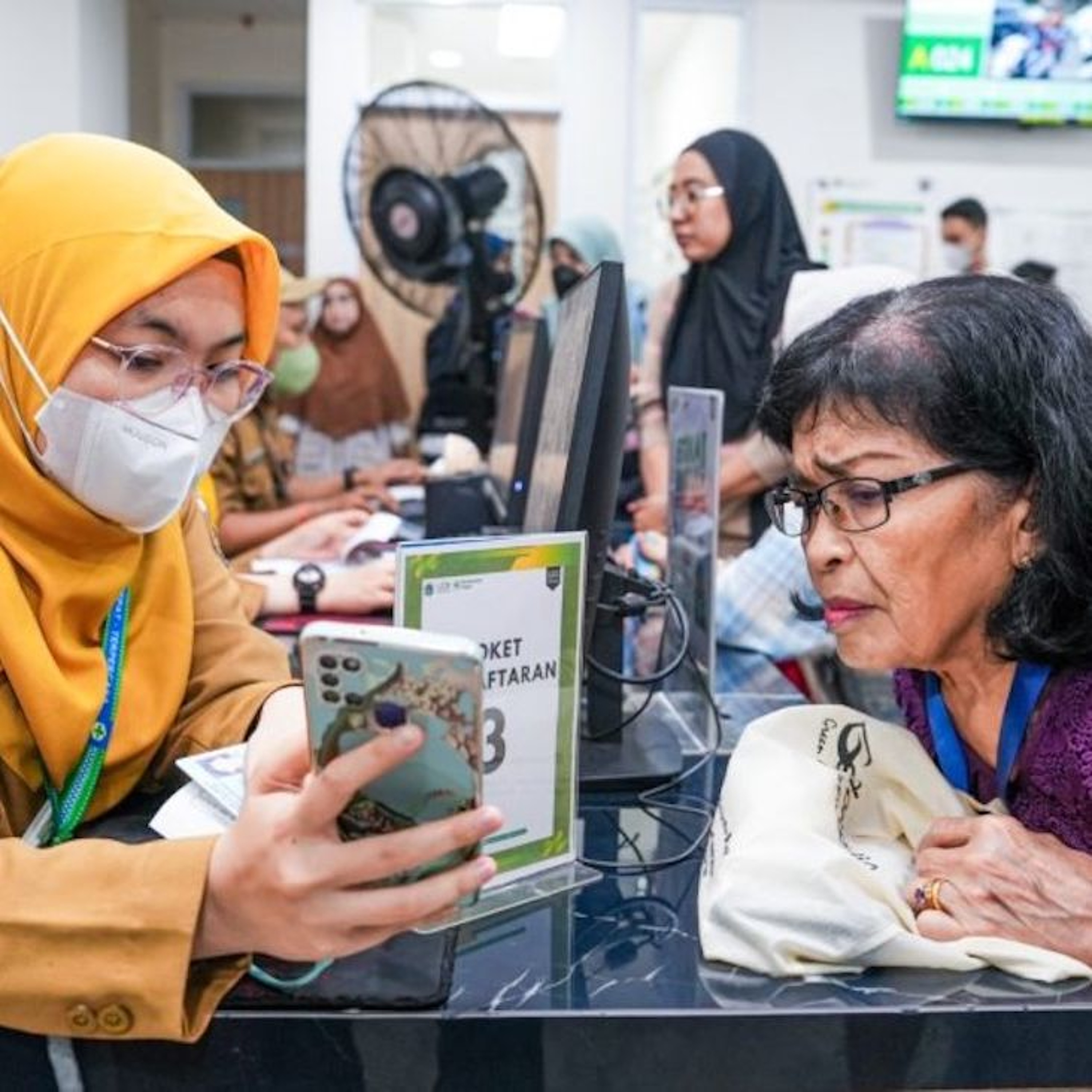 Talking Indonesia