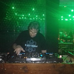 Dj.Madono - Set Deep House MOM (for Beatingradio 15-Oct-2023 123).mp3