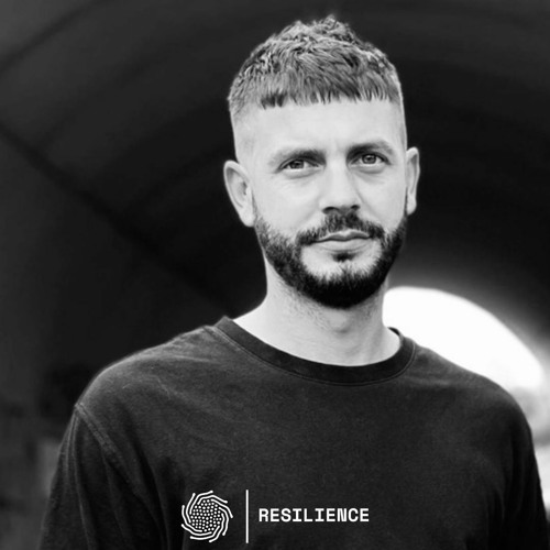 Résilience Podcast 018 - Falling Echoes