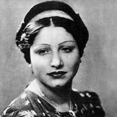 هل من سبيلٍ إلى اللقيا و هل أملٌ أرجوه و الدهرُ عن دنياكِ يُقصيني