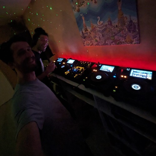 Remnis & Faestos - 4-Deck Hard Groove Mix