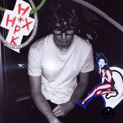 НАХ НАРК / САДИТЬСЯ НА ВУХО