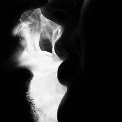 ONLY WANNA LAUGH TIL IT HURTS AROUND YOU.